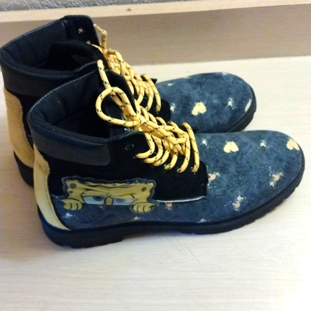 SpongeBob grey, black, and yellow. Boots size 10